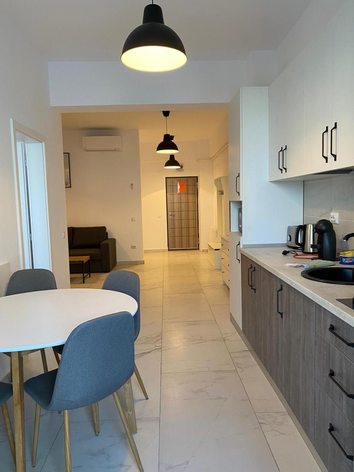 Luxury Lazar Towers Palas Mall Area Iasi Exterior foto